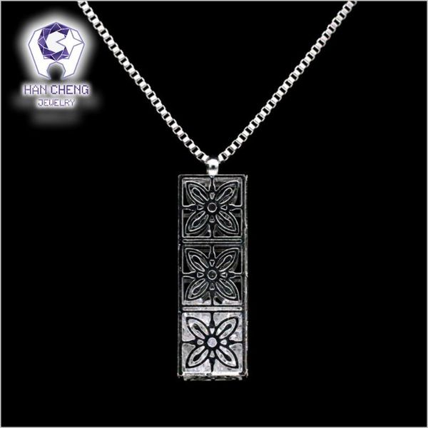 pendant necklaces fashion hollow carved cuboid cage fill rhinestone statement necklace women long chain & pendants jewelry, Silver
pendant necklaces fashion hollow carved cuboid cage fill rhinestone statement necklace women long chain & pendants jewelry, Silver