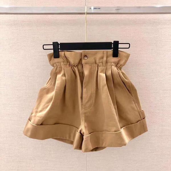 * miu denim two color shorts with mesh red, Blue
* miu denim two color shorts with mesh red, Blue