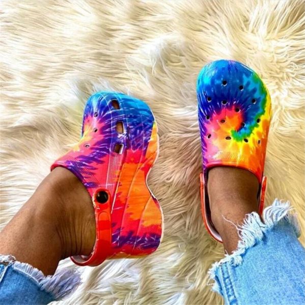 2021 brand designers ig leisure platform wedges high heels holes multi summer sandal slippers woman jelly shoes y1202, Black
2021 brand designers ig leisure platform wedges high heels holes multi summer sandal slippers woman jelly shoes y1202, Black