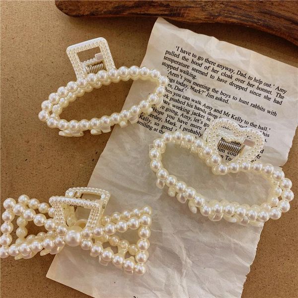hair accessories fashion girl claw geometric imitation pearl hairpin crab retro heart shape crystal clips for women
hair accessories fashion girl claw geometric imitation pearl hairpin crab retro heart shape crystal clips for women