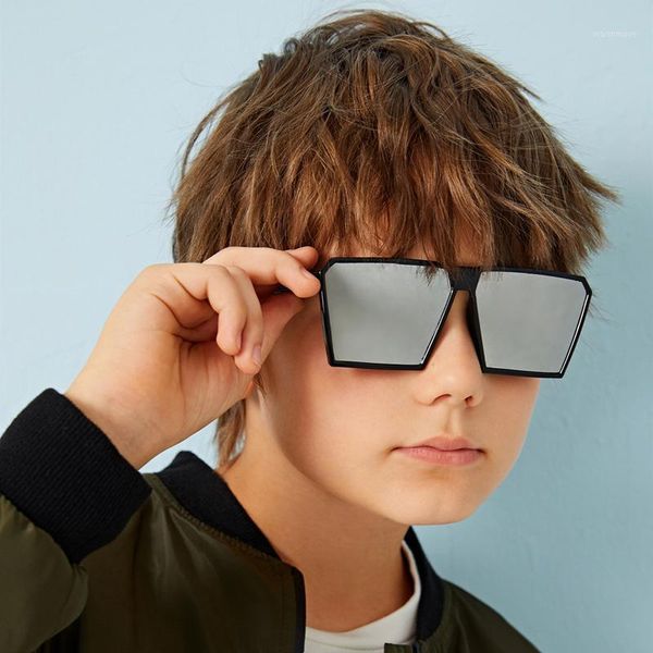 children oversize square sunglasses fashion brand design gradient kid sun glasses boy girl vintage uv400 mirror goggle1, White;black
children oversize square sunglasses fashion brand design gradient kid sun glasses boy girl vintage uv400 mirror goggle1, White;black