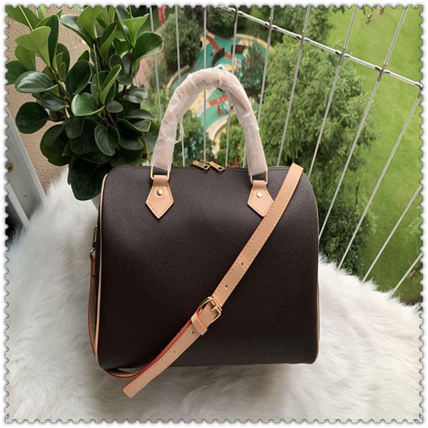 hh handbags wallet luxury handbag women handbags bags crossbody soho bag disco shoulder bag fringed messenger bags purse
hh handbags wallet luxury handbag women handbags bags crossbody soho bag disco shoulder bag fringed messenger bags purse