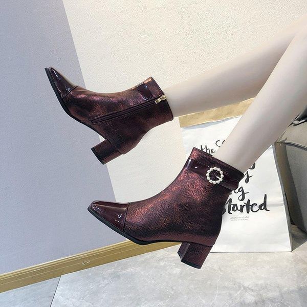 brand women ankle boots pearl buckle dress shoes 2020 winter new fashion bead booties ladies shoes square heeled botas mujer1, Black
brand women ankle boots pearl buckle dress shoes 2020 winter new fashion bead booties ladies shoes square heeled botas mujer1, Black