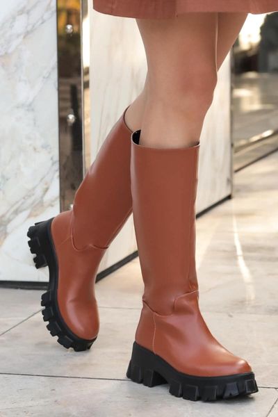boots mio gusto brand tori, black and tan colors 6cm platform warm winter knee women 's , goth
boots mio gusto brand tori, black and tan colors 6cm platform warm winter knee women 's , goth