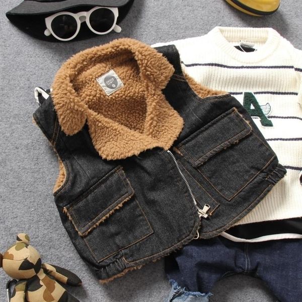 100-135cm height new 2021 winter boys fashion warm thicken fleece inside denim vest kids winter clothing, Camo
100-135cm height new 2021 winter boys fashion warm thicken fleece inside denim vest kids winter clothing, Camo