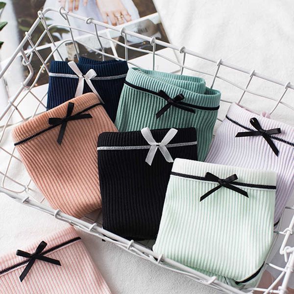 large size cute striped under soft panties breathable mid-rise women's cotton briefs sale, Black;pink
large size cute striped under soft panties breathable mid-rise women's cotton briefs sale, Black;pink