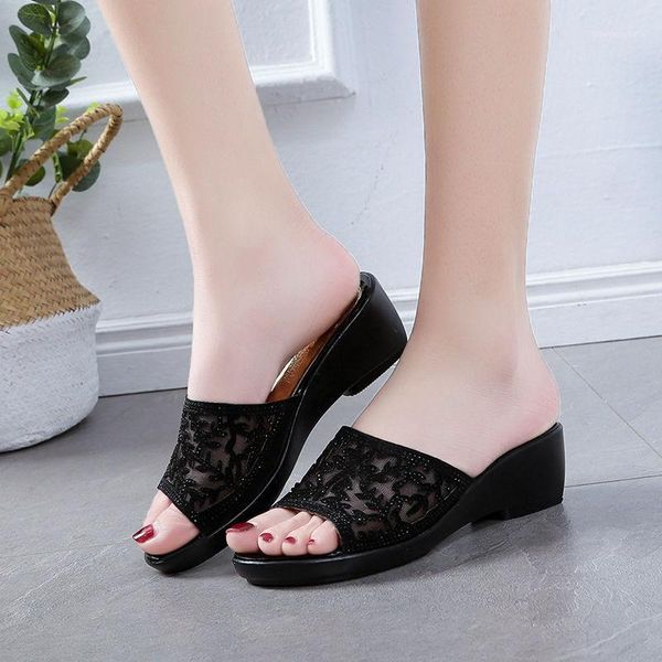 crystal slipper slides women wedge shoe for woman sandal platform shoes slippers heels women bling bling shoes mules femme1, Black
crystal slipper slides women wedge shoe for woman sandal platform shoes slippers heels women bling bling shoes mules femme1, Black