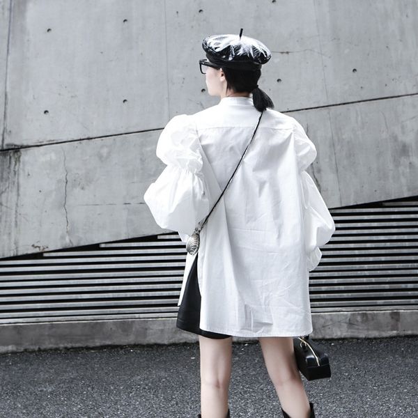 twotwinstyle vintage loose women's blouses o neck puff long sleeve ruched autumn shirts for female fashion clothing tide 201201, White
twotwinstyle vintage loose women's blouses o neck puff long sleeve ruched autumn shirts for female fashion clothing tide 201201, White