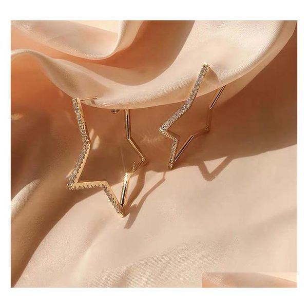fashion jewelry s925 silver needle star earrings exaggerated hollow out rhinstone star sqcrcs new_dhbest, Golden;silver
fashion jewelry s925 silver needle star earrings exaggerated hollow out rhinstone star sqcrcs new_dhbest, Golden;silver