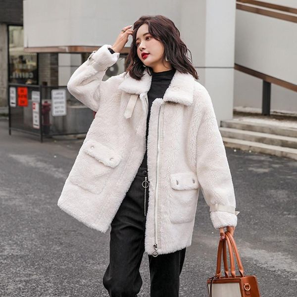 women winter teddy jacket chic faux fur coats female girls lamb wool plush snow outwear new 2020, Black
women winter teddy jacket chic faux fur coats female girls lamb wool plush snow outwear new 2020, Black