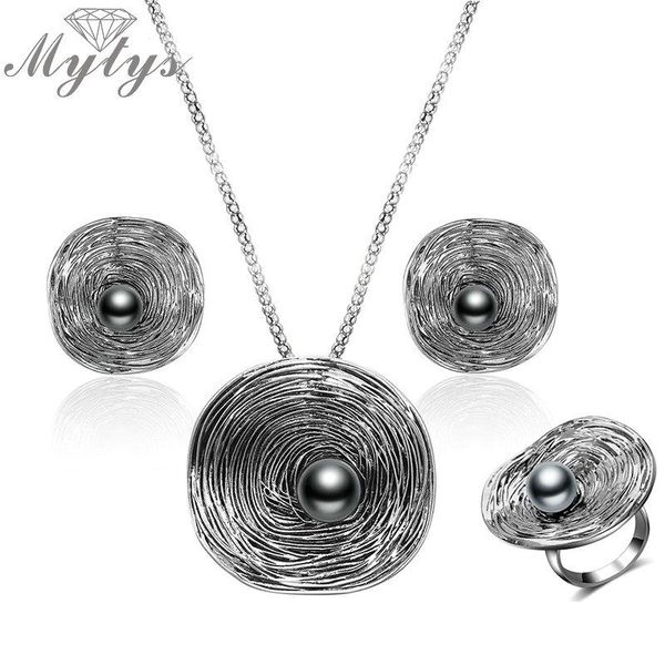 mytys round big pendant jewelry sets for women black pearl grey vintage retro style antique necklace ring earrings cn352 r1990, Silver
mytys round big pendant jewelry sets for women black pearl grey vintage retro style antique necklace ring earrings cn352 r1990, Silver