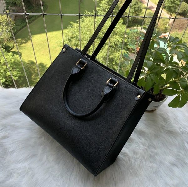 famous shopping bag crossbody bags designers embroidered canvas book tote tote bag handbag women bags wallet shoulder bag purse
famous shopping bag crossbody bags designers embroidered canvas book tote tote bag handbag women bags wallet shoulder bag purse