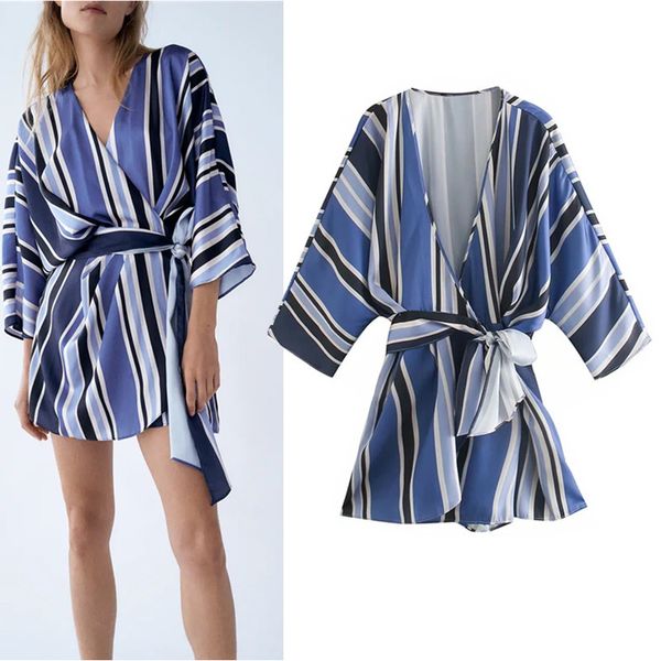 2021 new blue striped mini jumpsut women summer v-neck three quarter sleeve playsuit dress woman fashion tied belt dresses ryrd, Black;white
2021 new blue striped mini jumpsut women summer v-neck three quarter sleeve playsuit dress woman fashion tied belt dresses ryrd, Black;white