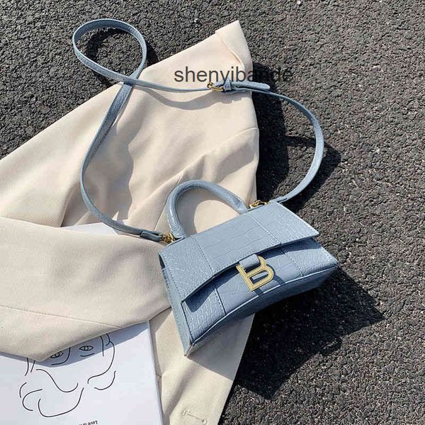 designer bags women classic handbags balencaigas's ins niche design advanced sense net red small bag women's 2022 fashion autumn a
designer bags women classic handbags balencaigas's ins niche design advanced sense net red small bag women's 2022 fashion autumn a