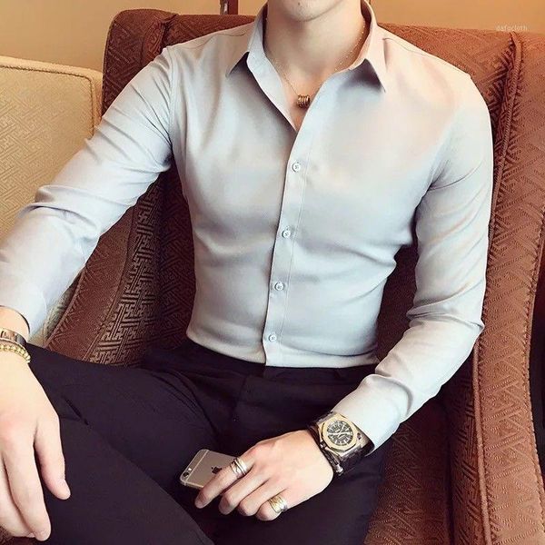 2021 new spring autumn korea style solid shirt male long sleeve fashion business formal shirts slim fit casual blouse d2721, White;black
2021 new spring autumn korea style solid shirt male long sleeve fashion business formal shirts slim fit casual blouse d2721, White;black