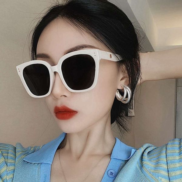 sunglasses box polarized off women's white net red big box show thin travel versatile glasses anti ultraviolet sunglasses tide, White;black
sunglasses box polarized off women's white net red big box show thin travel versatile glasses anti ultraviolet sunglasses tide, White;black