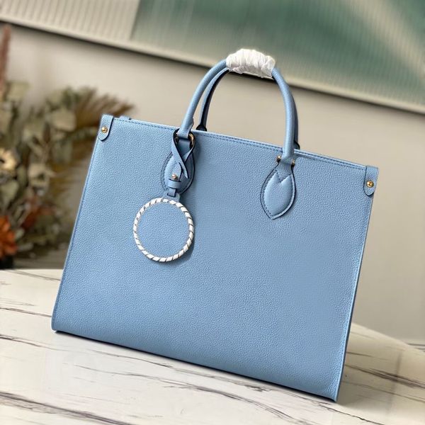 2021 fashion handbag handbag ladies designer bags leather gradient flower one shoulder messenger bag travel street candy color
2021 fashion handbag handbag ladies designer bags leather gradient flower one shoulder messenger bag travel street candy color