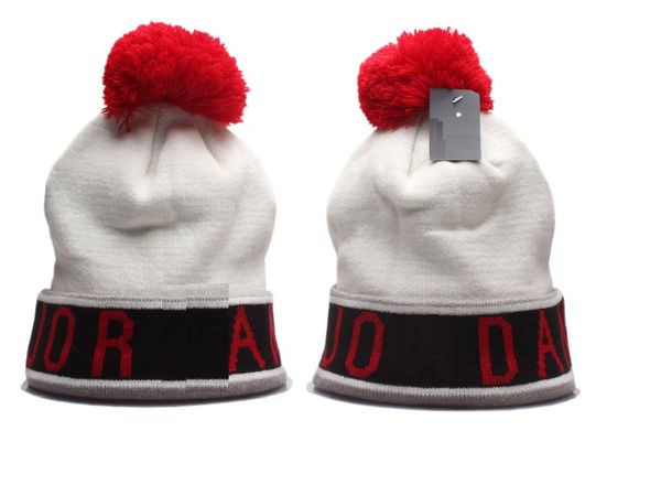 winter warm knitted hat embroidered beanie hats for men women fashion outdoor gorro new caps like skiing etc., Blue;gray
winter warm knitted hat embroidered beanie hats for men women fashion outdoor gorro new caps like skiing etc., Blue;gray
