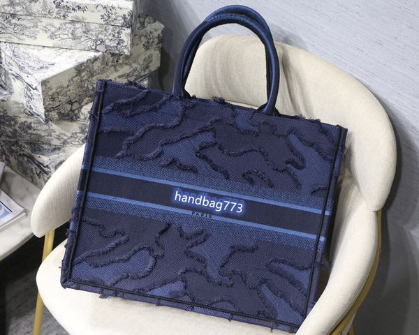 luxury shopping bag tote womens handbag designers canvas embroidery womens handbags 
luxury shopping bag tote womens handbag designers canvas embroidery womens handbags