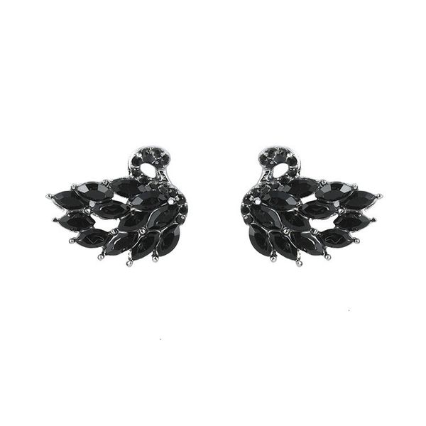 black swan crystal designer earrings stud fashion tassel long suitable for social gathering party charm ear jewelry ohrringe weddin, Golden;silver
black swan crystal designer earrings stud fashion tassel long suitable for social gathering party charm ear jewelry ohrringe weddin, Golden;silver