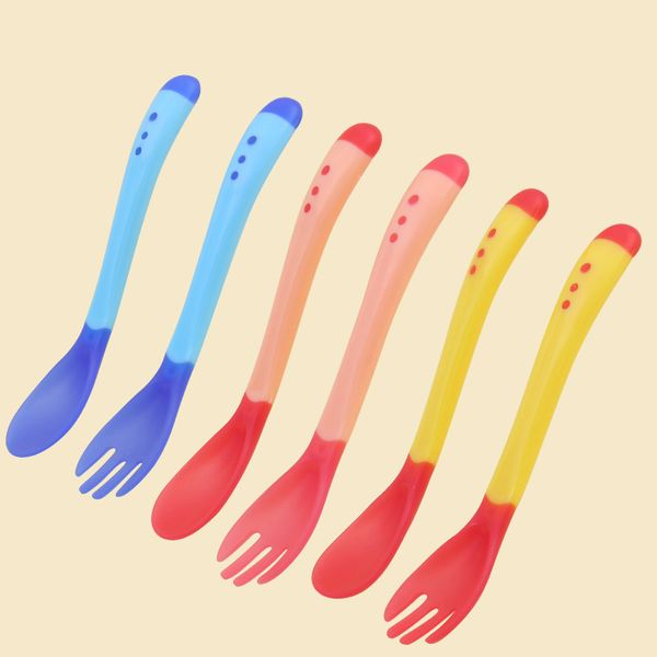 2pcs/set baby feeding temperature sensing soup spoon temperature color change spoon baby medicine fork spoon
2pcs/set baby feeding temperature sensing soup spoon temperature color change spoon baby medicine fork spoon