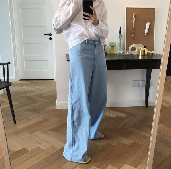 women's jeans woman cotton long dark and bright blue 
women's jeans woman cotton long dark and bright blue