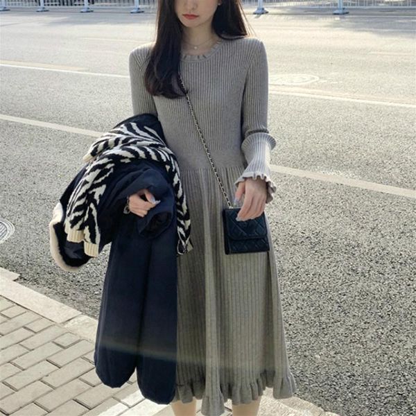 winter knitted one piece dress koean 2021 long sleeve slim elegant sweater dress women solid outdoor office knit female, Black;gray
winter knitted one piece dress koean 2021 long sleeve slim elegant sweater dress women solid outdoor office knit female, Black;gray