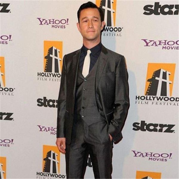 latest coat pant design grey men suit 3 pieces(jacket+pants+vest+tie) slim fit tuxedo prom custom groom blazer terno 258, White;black
latest coat pant design grey men suit 3 pieces(jacket+pants+vest+tie) slim fit tuxedo prom custom groom blazer terno 258, White;black