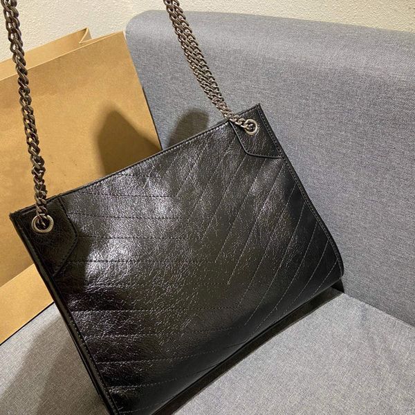 luxurys designers bags handbags purses women handbags famous shoulder bags chain crossbody bag camera bag wallets high quality
luxurys designers bags handbags purses women handbags famous shoulder bags chain crossbody bag camera bag wallets high quality