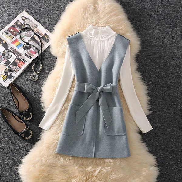 women 2021 autumn winter dress two piece set female knitted sweater and vest dress ladies elegant fashion 2 piece suit e20, Gray
women 2021 autumn winter dress two piece set female knitted sweater and vest dress ladies elegant fashion 2 piece suit e20, Gray