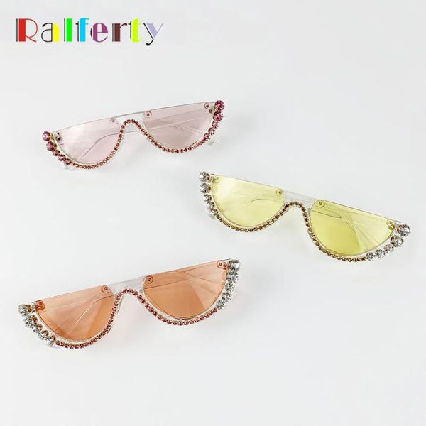 ralferty cat eye sunglasses women small frame crystal rhinestone sun glasses for women ladies luxury sunglases femme oculos g99, White;black
ralferty cat eye sunglasses women small frame crystal rhinestone sun glasses for women ladies luxury sunglases femme oculos g99, White;black