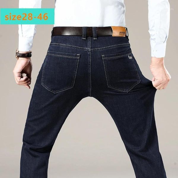 2020 new men classic business jeans fashion solid color loose fit straight male trousers denim pants brand clothes size 44 461, Blue
2020 new men classic business jeans fashion solid color loose fit straight male trousers denim pants brand clothes size 44 461, Blue