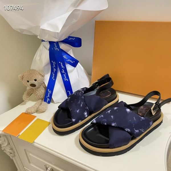 designer letter couples sandals cross buckle flat leather print slippers female beach shoes luxury colorblock platform slipper men and women, Black
designer letter couples sandals cross buckle flat leather print slippers female beach shoes luxury colorblock platform slipper men and women, Black