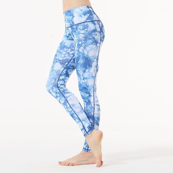 yoga outfits blue white clothing porcelain printed pants women totem pattern running fitness1, White;red
yoga outfits blue white clothing porcelain printed pants women totem pattern running fitness1, White;red