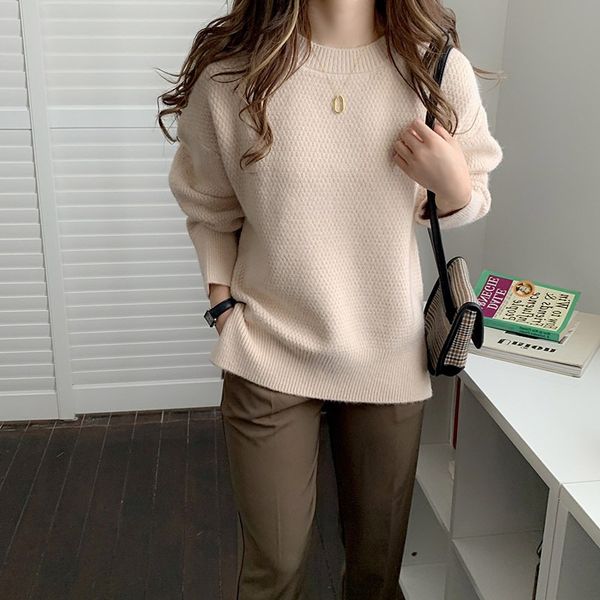 new autumn winter women's wweater pullover knitted round neck long sleeve solid solor loose warm female thick pull sweaters q1217, White;black
new autumn winter women's wweater pullover knitted round neck long sleeve solid solor loose warm female thick pull sweaters q1217, White;black