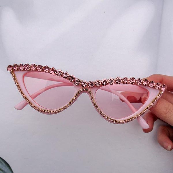 sunglasses 2021 vintage fashion cat eye women famous designer diamond frame sun glasses for female uv400, White;black
sunglasses 2021 vintage fashion cat eye women famous designer diamond frame sun glasses for female uv400, White;black