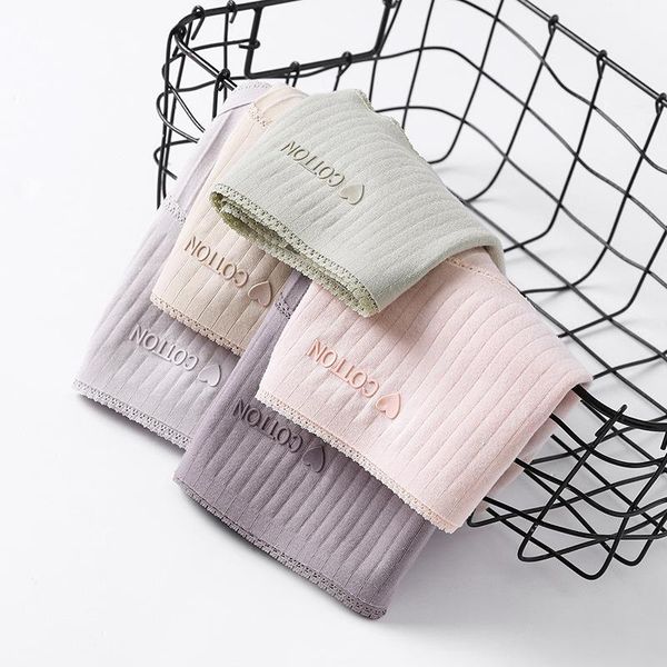 new seamless cotton underwear women's breathable cotton antibacterial mid-waist striped epoxy lace trim women's panties briefs, Black;pink
new seamless cotton underwear women's breathable cotton antibacterial mid-waist striped epoxy lace trim women's panties briefs, Black;pink