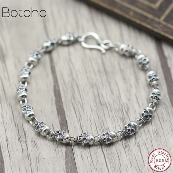 men's s925 sterling silver colour retro friendship bangle christmas gift fashion jewelry skull bracelet y201007, Golden;silver
men's s925 sterling silver colour retro friendship bangle christmas gift fashion jewelry skull bracelet y201007, Golden;silver