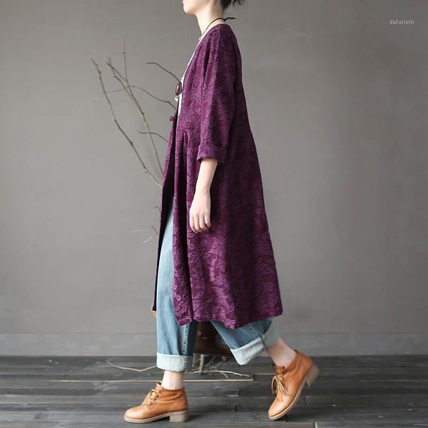 plus size new original autumn winter cotton long sleeve women trench coat thick vintage coat print floral manual plate buckle1, Tan;black
plus size new original autumn winter cotton long sleeve women trench coat thick vintage coat print floral manual plate buckle1, Tan;black
