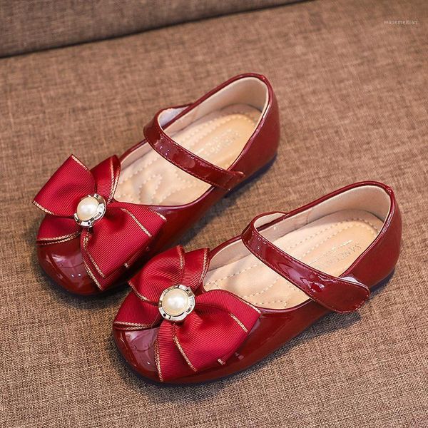 flat shoes girls leather kids pearl bow princess 2021 student summer autumn korean version lovely soft casual flats1, Black;grey
flat shoes girls leather kids pearl bow princess 2021 student summer autumn korean version lovely soft casual flats1, Black;grey