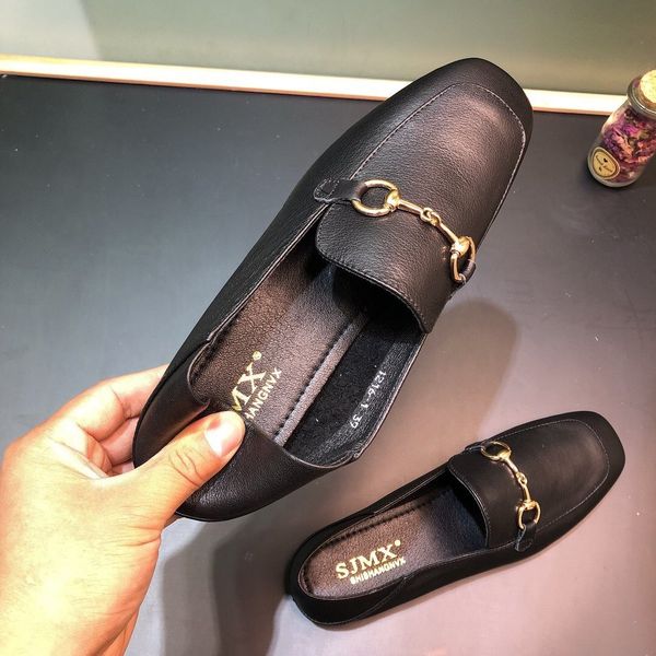 genuine leather women soft dress shoes knot chain designer flats spring autumn full grain cowskin loafer mother shoes z526, Black
genuine leather women soft dress shoes knot chain designer flats spring autumn full grain cowskin loafer mother shoes z526, Black