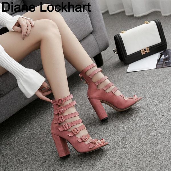 dress shoes 2021 autumn fashion woman fish head hollow belt buckle thick heels peep toe sandals gladiator boots size 35-40, Black
dress shoes 2021 autumn fashion woman fish head hollow belt buckle thick heels peep toe sandals gladiator boots size 35-40, Black