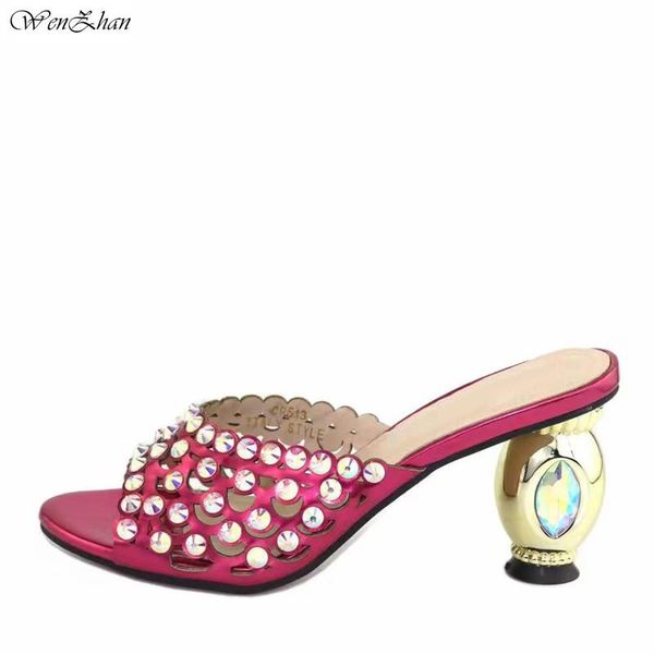 sandals est african soft heels shoes italian desgin rhinestone summer woman with fashion strong c211-3, Black
sandals est african soft heels shoes italian desgin rhinestone summer woman with fashion strong c211-3, Black