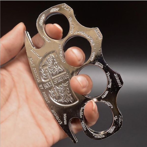 18ss thick boxing hand clasp fist buckle self-defense weapon refers to tiger fist ring section copper ring fist ring iron four fingers
18ss thick boxing hand clasp fist buckle self-defense weapon refers to tiger fist ring section copper ring fist ring iron four fingers