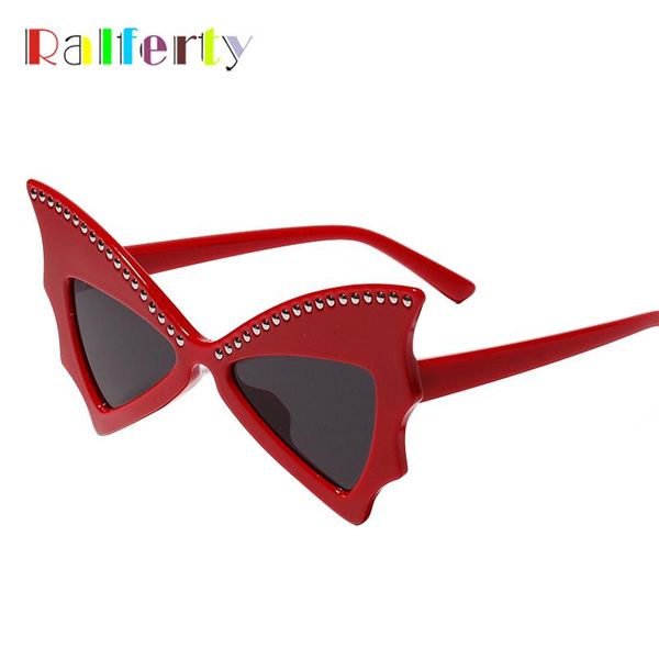 sunglasses ralferty ladies butterfly women vintage red sun glasses uv400 shades unique rivet festival eyewear accessory w813048, White;black
sunglasses ralferty ladies butterfly women vintage red sun glasses uv400 shades unique rivet festival eyewear accessory w813048, White;black