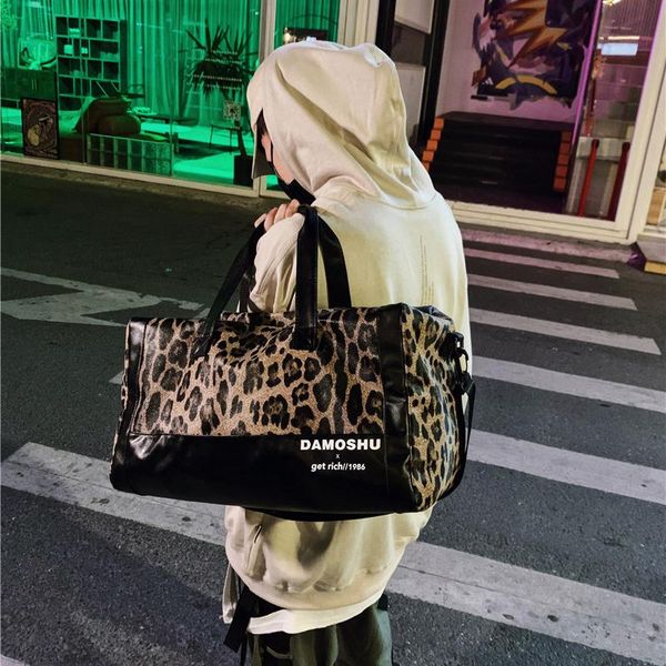 duffel bags fashion leopard print short-distance travel bag female portable light male luggage large capacity sports gym
duffel bags fashion leopard print short-distance travel bag female portable light male luggage large capacity sports gym