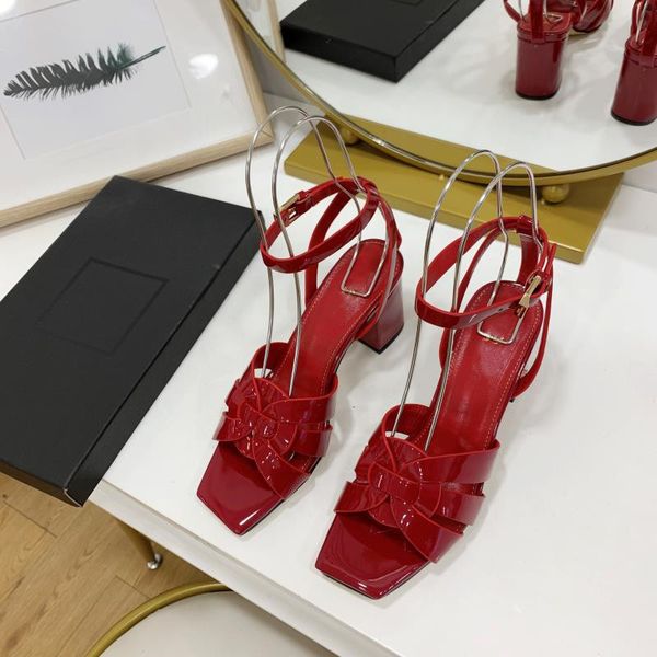 2021 luxury designer style patent leather thrill heels women unique letters sandals dress wedding shoes shoes erhrthrt, Black
2021 luxury designer style patent leather thrill heels women unique letters sandals dress wedding shoes shoes erhrthrt, Black