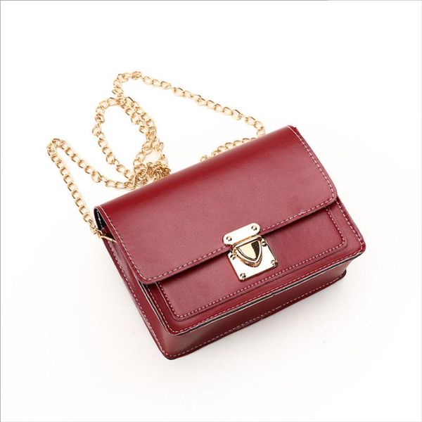 cross body women 2021 fashion trend women's bag metal lock leisure chain single shoulder messenger small square cow leather
cross body women 2021 fashion trend women's bag metal lock leisure chain single shoulder messenger small square cow leather