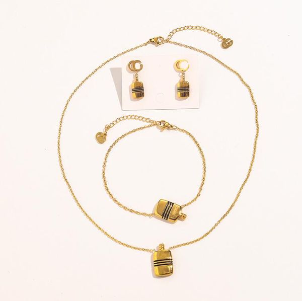 pendant necklaces bracelets stud earrings three piece luxury design brand letter steels seal never fading stainless steel 18k gold plated ne, Golden;silver
pendant necklaces bracelets stud earrings three piece luxury design brand letter steels seal never fading stainless steel 18k gold plated ne, Golden;silver