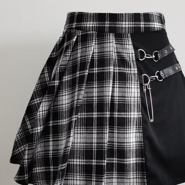 2020 new fashion female women mini skirts casual fashion all match plaid vintage irregular high waist college wind skirt, Black
2020 new fashion female women mini skirts casual fashion all match plaid vintage irregular high waist college wind skirt, Black